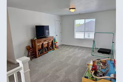1477 E 3125 N, Layton, UT 84040 - Photo 11