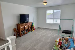 1477 E 3125 N, Layton, UT 84040 - Photo 11