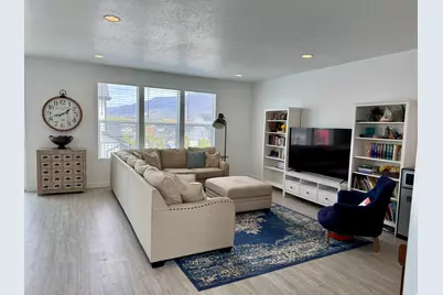 1477 E 3125 N, Layton, UT 84040 - Photo 7
