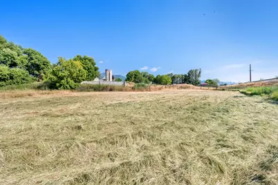 1632 S Main St, Springville, UT 84663 - Photo 83