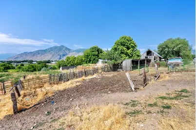 1632 S Main St, Springville, UT 84663 - Photo 41