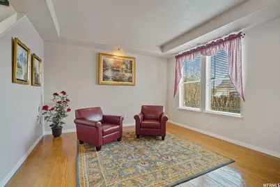 902 Romsey Ct, North Salt Lake, UT 84054 - Photo 9