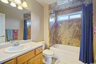 902 Romsey Ct, North Salt Lake, UT 84054 - Photo 19