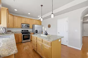 902 Romsey Ct, North Salt Lake, UT 84054 - Photo 21