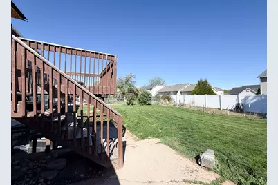1034 W 4250 S, Riverdale, UT 84405 - Photo 27
