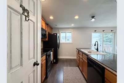 1034 W 4250 S, Riverdale, UT 84405 - Photo 9
