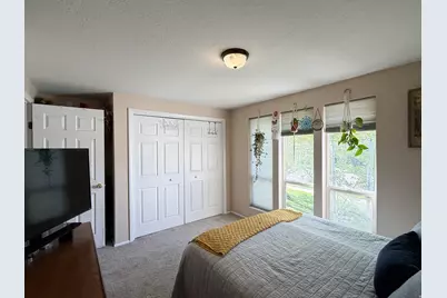 1034 W 4250 S, Riverdale, UT 84405 - Photo 13