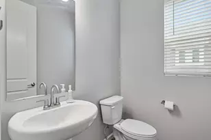 6044 W 11800 S, South Jordan, UT 84009 - Photo 11