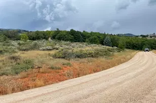 2930 N Elk Hollow Dr W, Garden City, UT 84028 - Photo 7