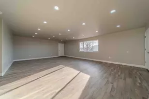 377 W 200 N, Roosevelt, UT 84066 - Photo 27