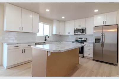 130 E Pole Line Rd #2, Roosevelt, UT 84066 - Photo 11