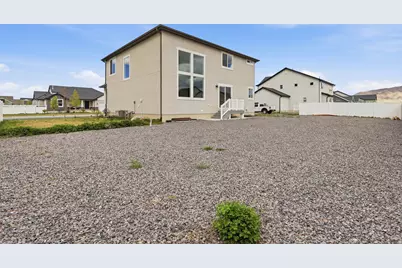 166 E Craner Peak Dr, Eagle Mountain, UT 84005 - Photo 5