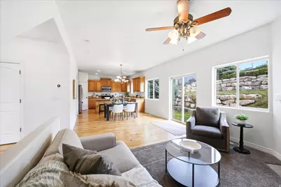 4412 N Foxtrail Dr W, Lehi, UT 84043 - Photo 5