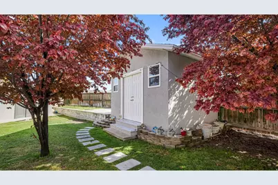 4771 S Quailbrook Dr, Taylorsville, UT 84129 - Photo 31