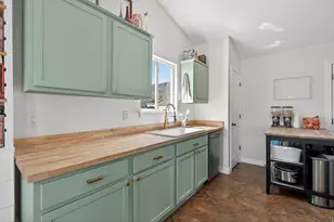 4054 S Mountain Moon Dr, Saratoga Springs, UT 84045 - Photo 13