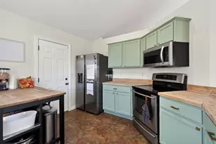 4054 S Mountain Moon Dr, Saratoga Springs, UT 84045 - Photo 11