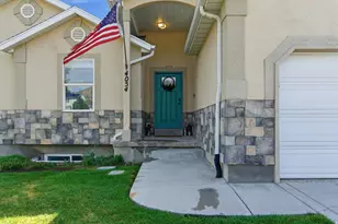 4054 S Mountain Moon Dr, Saratoga Springs, UT 84045 - Photo 5