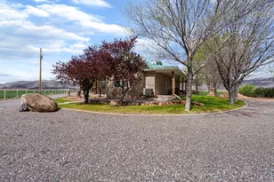 675 N Sr 118, Central Valley, UT 84754 - Photo 27
