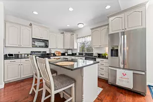 178 E Edgecrest Ln, North Salt Lake, UT 84054 - Photo 7