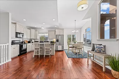 178 E Edgecrest Ln, North Salt Lake, UT 84054 - Photo 11