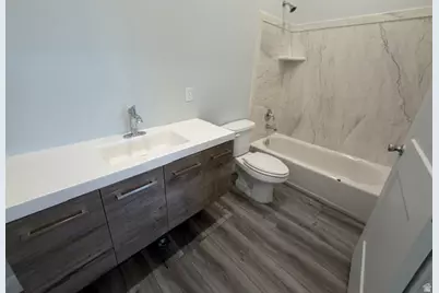 312 S State St, Preston, ID 83263 - Photo 9