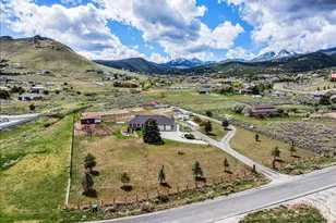 7349 Rose Creek Ln, Herriman, UT 84096 - Photo 3