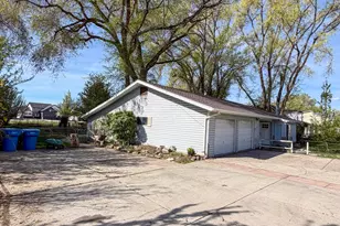 1035 W Main St, Lehi, UT 84043 - Photo 33