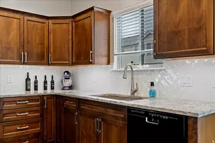 1001 W Chatham Dr N, North Salt Lake, UT 84054 - Photo 9