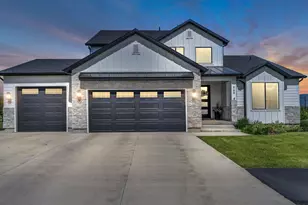 569 W Cascade Meadows Loop, Midway, UT 84049 - Photo 1