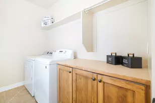 986 View Crest Ln, Kaysville, UT 84037 - Photo 41