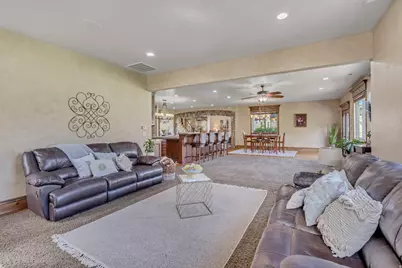 812 W 4230 N, Pleasant Grove, UT 84062 - Photo 25