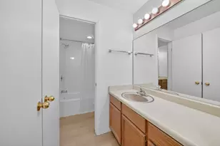 4834 S Highland Cir, Holladay, UT 84117 - Photo 17