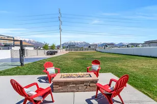 208 N Bay Dr, Vineyard, UT 84059 - Photo 77