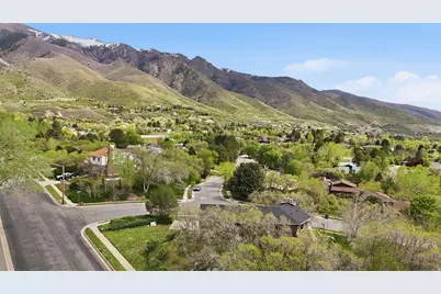 2599 E Joni Dr, Layton, UT 84040 - Photo 59