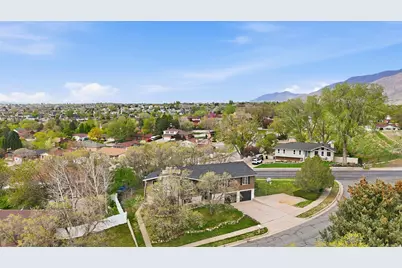 2599 E Joni Dr, Layton, UT 84040 - Photo 51