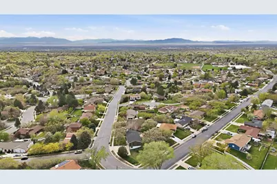 2599 E Joni Dr, Layton, UT 84040 - Photo 55