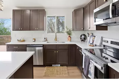2599 E Joni Dr, Layton, UT 84040 - Photo 15