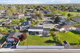 1410 W 750 S, Clearfield, UT 84015 - Photo 37