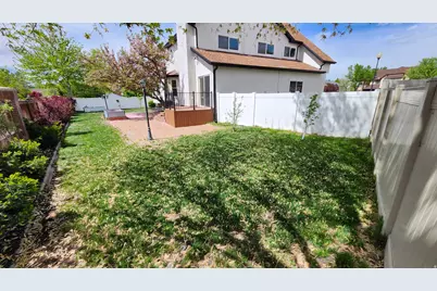 1972 E Everleigh Cir, Sandy, UT 84093 - Photo 39