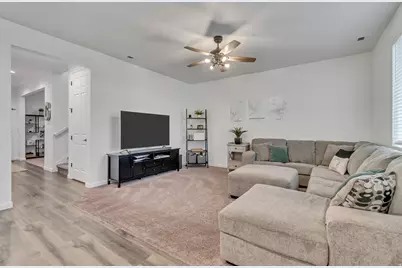 208 W Willet Dr, Salem, UT 84653 - Photo 15