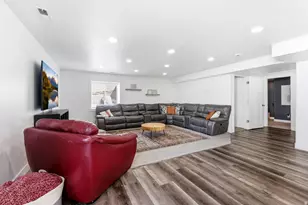 598 W Regal View Dr, Saratoga Springs, UT 84045 - Photo 37