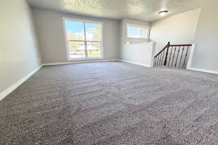 1310 Marilyn Dr, Syracuse, UT 84075 - Photo 3