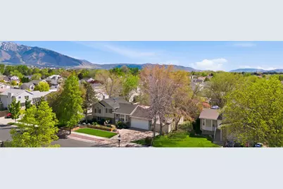 1589 W Plum Creek Dr S, West Jordan, UT 84088 - Photo 43