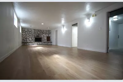 416 E 8260 S, Sandy, UT 84070 - Photo 29