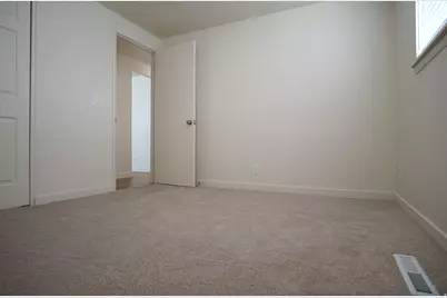 416 E 8260 S, Sandy, UT 84070 - Photo 21