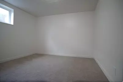 416 E 8260 S, Sandy, UT 84070 - Photo 33