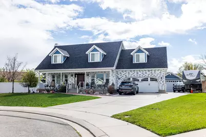 5204 S Bright Morning Cir, Taylorsville, UT 84123 - Photo 1