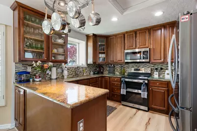 6604 W 4120 S, West Valley, UT 84128 - Photo 7