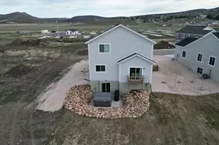 2250 S Beachcomber Ln, Garden City, UT 84028 - Photo 29