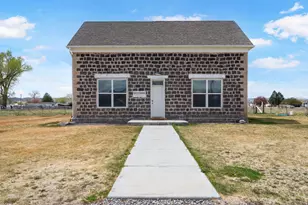 275 N 200 E, Loa, UT 84747 - Photo 29